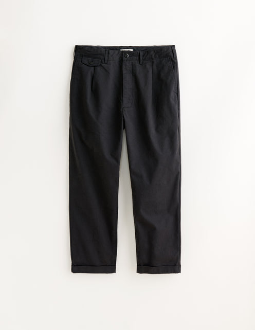 Standard Pleated Pant in Chino