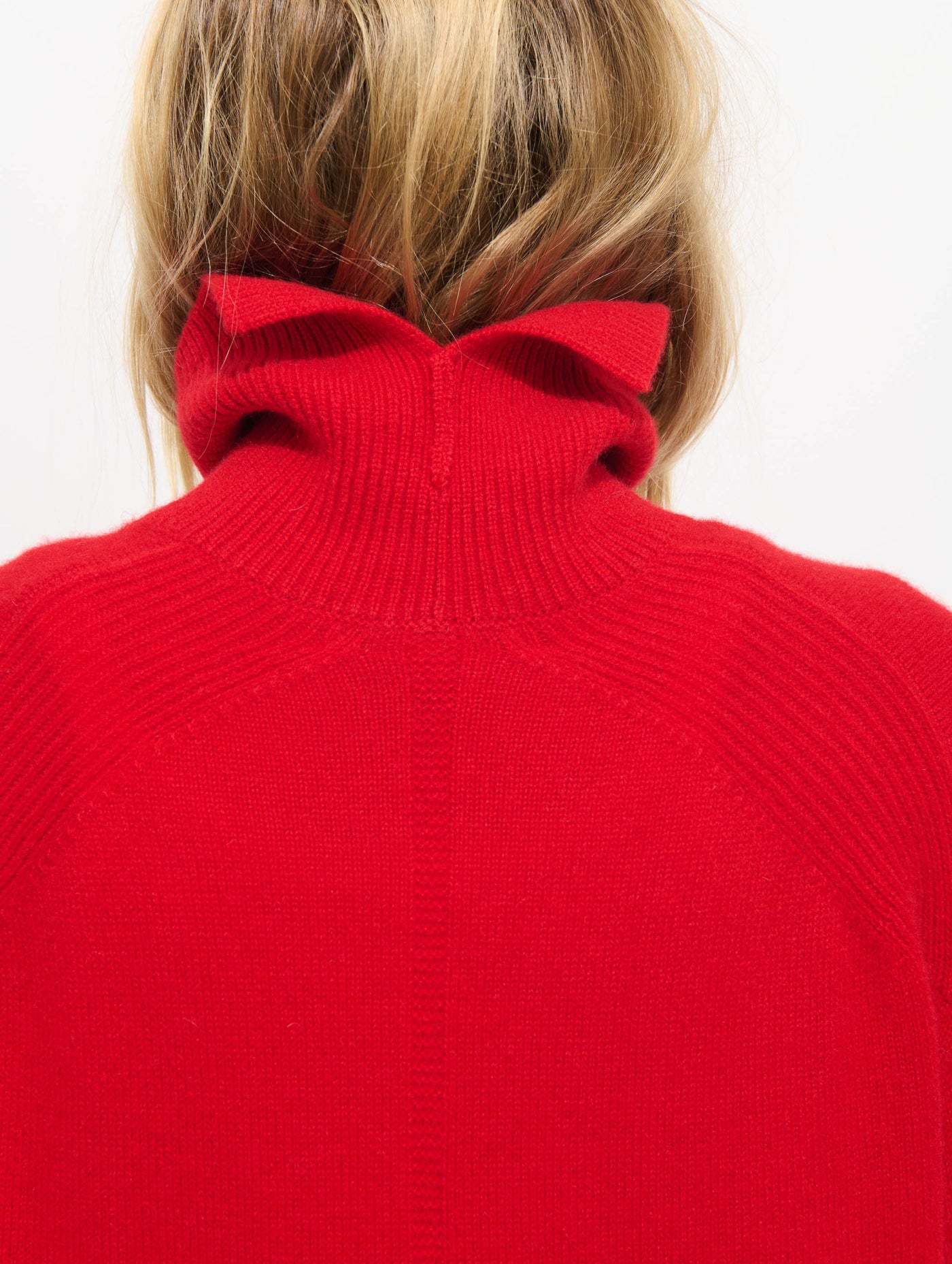 Maisie Turtleneck Sweater In Cashmere