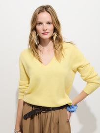 Montmartre V Neck Sweater in Cashmere